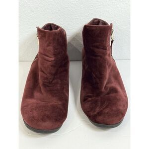 CALL IT SPRING Burgundy Velvet‎ Side Zip Block Heel Ankle Boots Women's Size 9